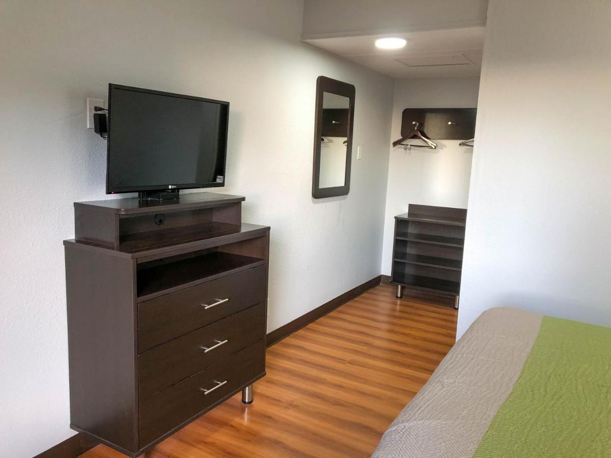 Studio 6 Wichita, Ks - Airport Экстерьер фото
