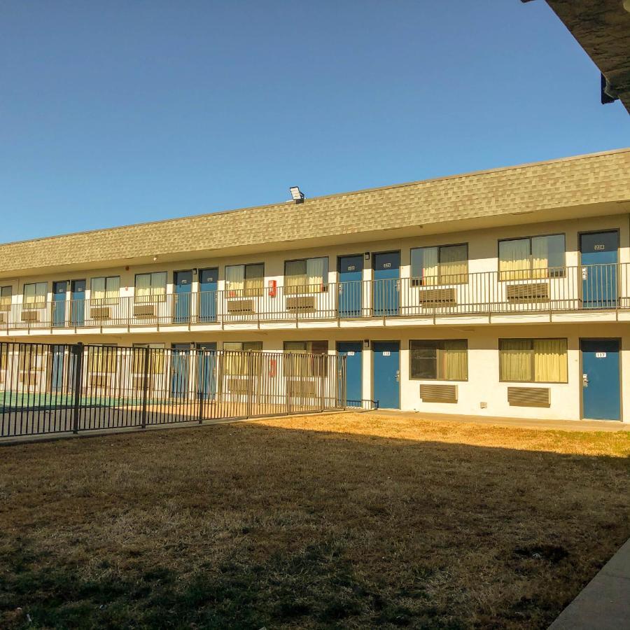 Studio 6 Wichita, Ks - Airport Экстерьер фото