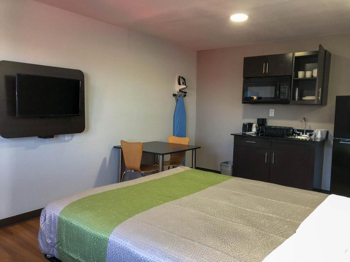 Studio 6 Wichita, Ks - Airport Экстерьер фото
